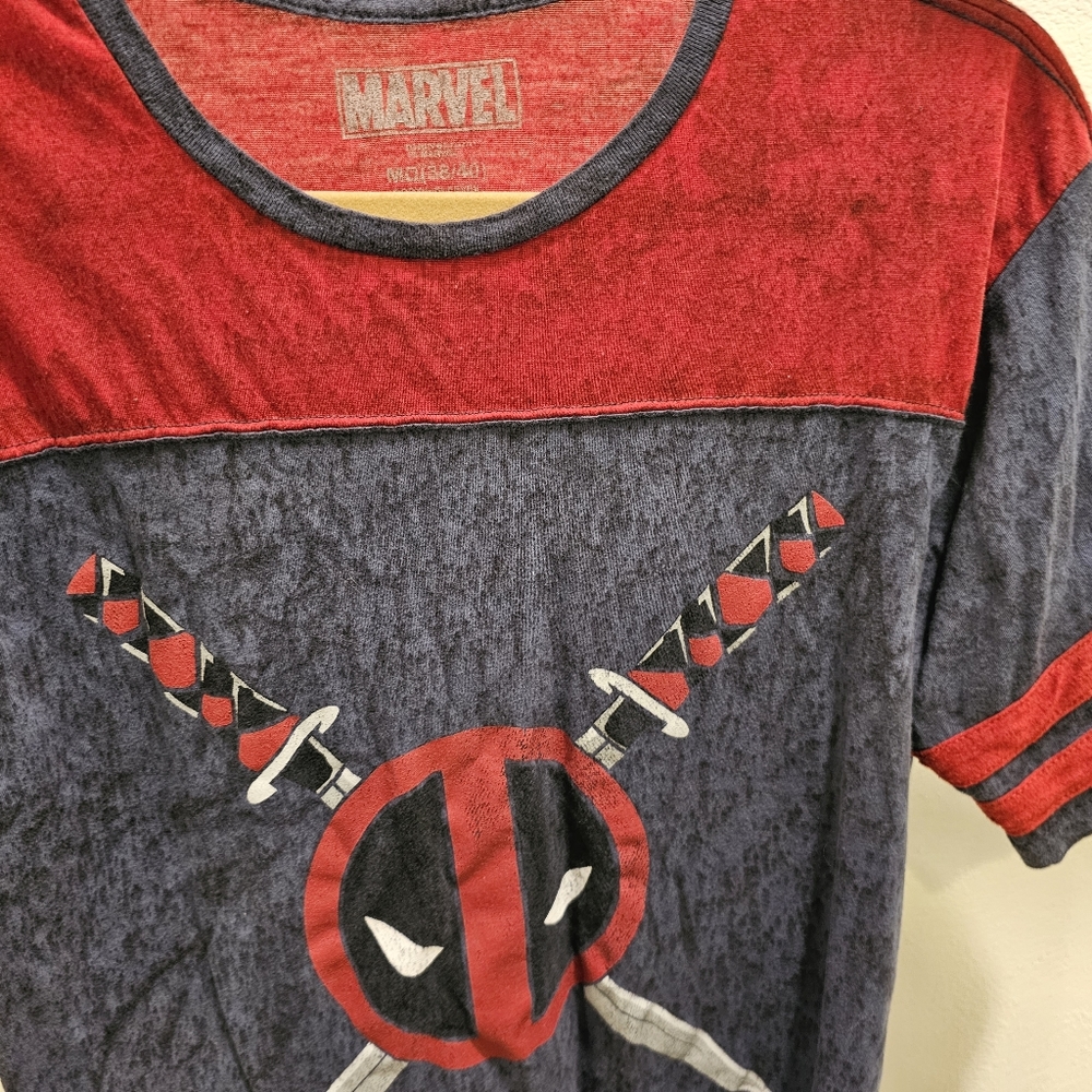 Marvel Deadpool tee - Picture 2 of 4